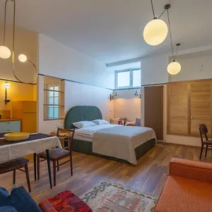 Cozy Baity Apartment Tbilisi